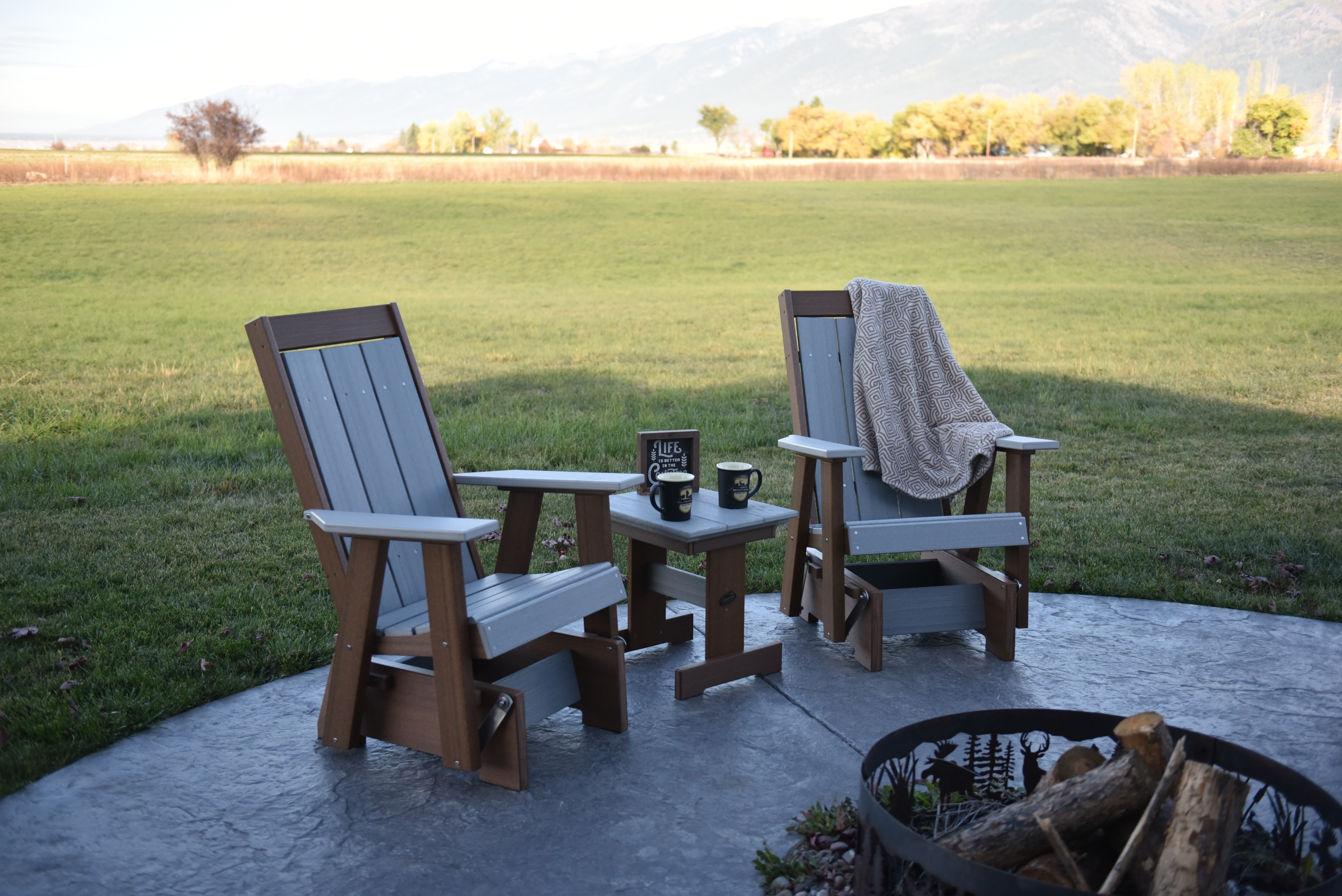 High quality weather resistant poly lumber outdoor furniture.