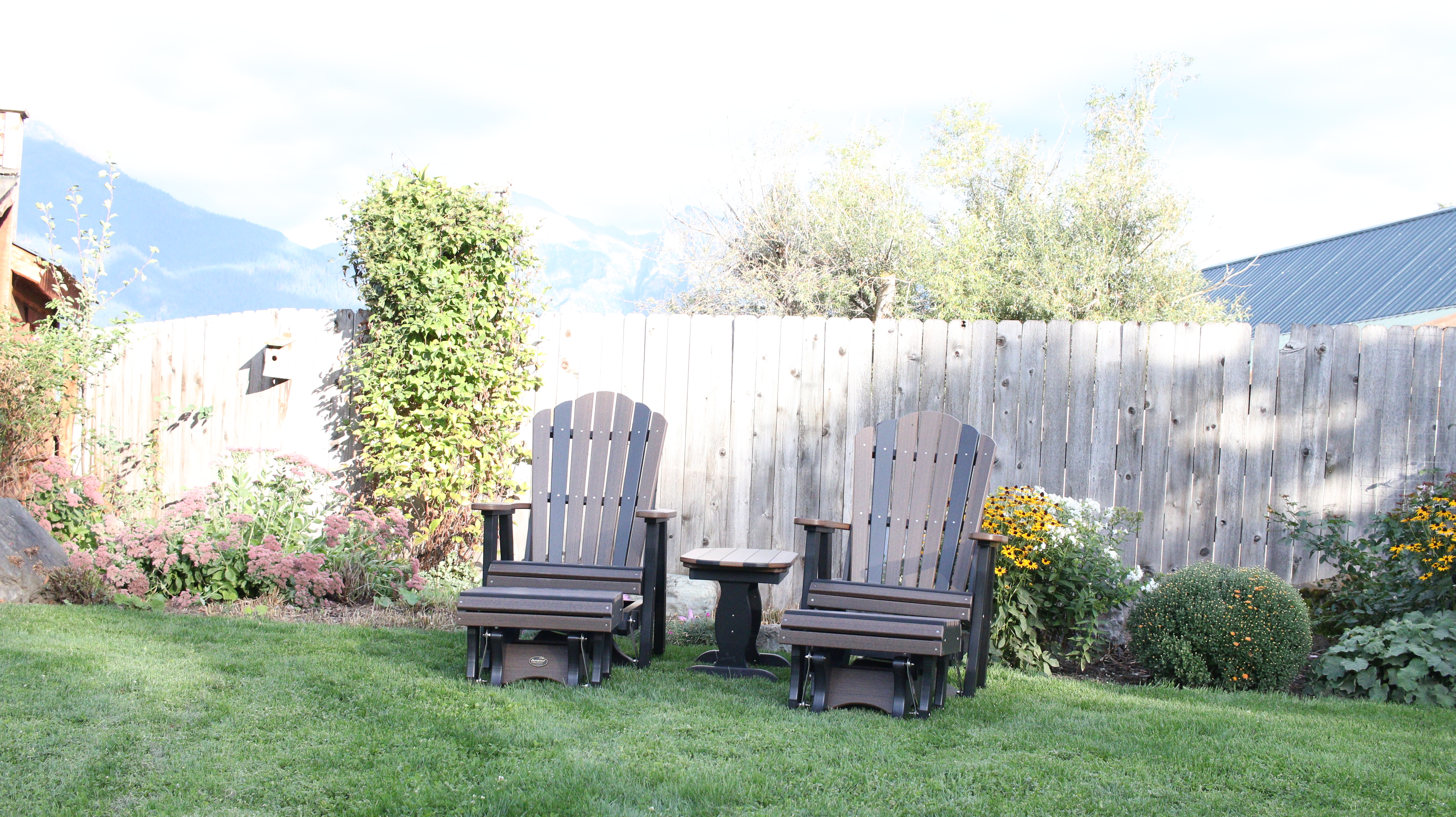 High quality weather resistant poly lumber outdoor furniture.