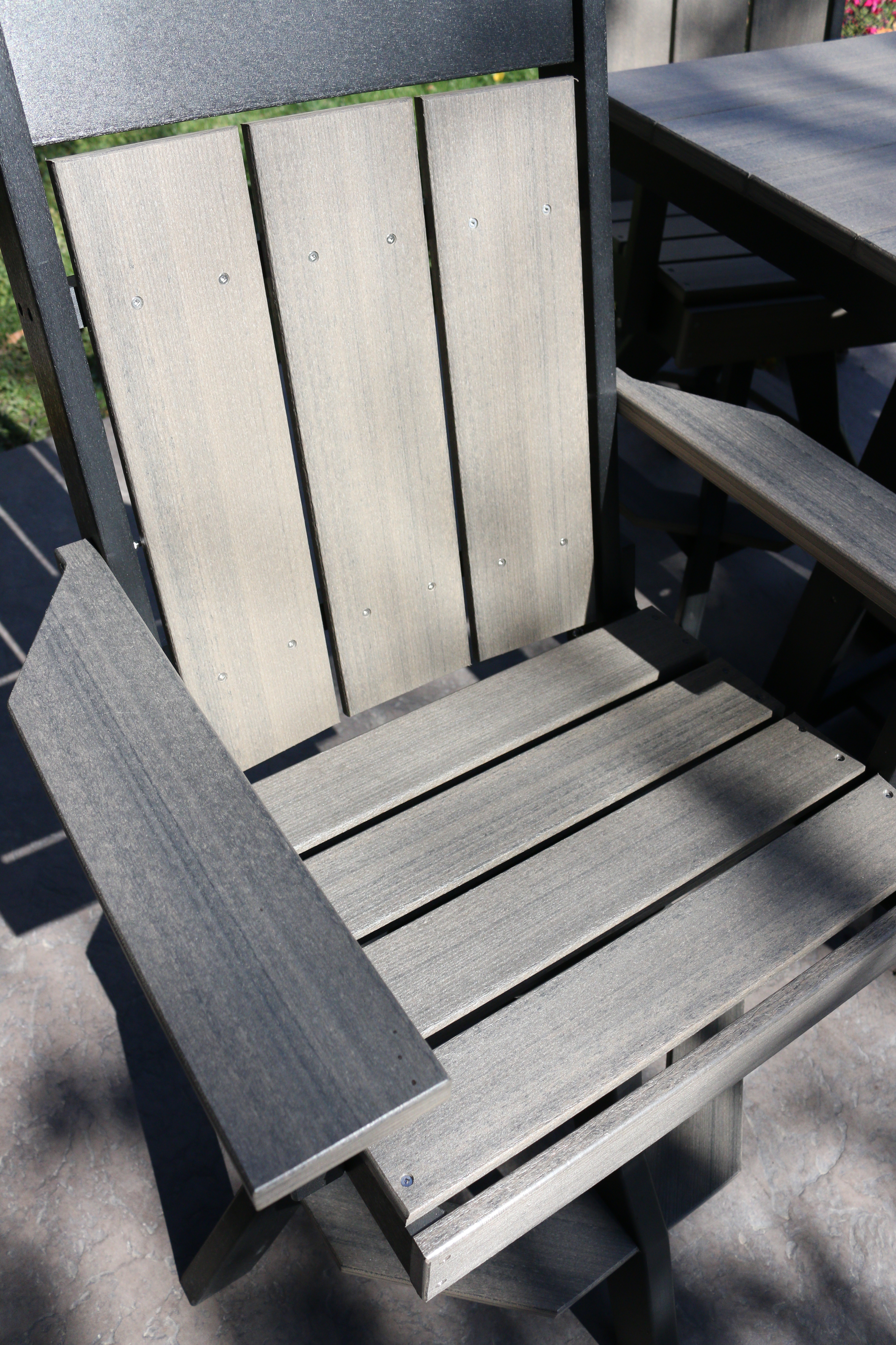 High quality weather resistant poly lumber outdoor furniture.