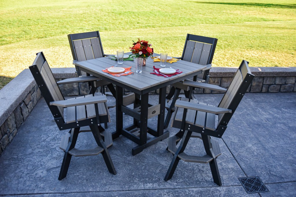 High quality weather resistant poly lumber outdoor furniture.